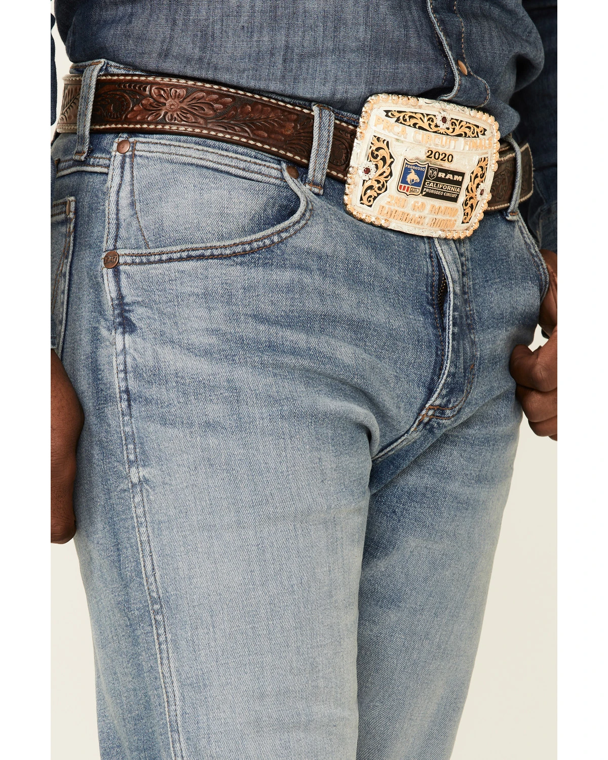 Wrangler Retro Green Men's Gralin Light Wash Stretch Slim Straight Jeans 2 Wrangler Retro Green Men's Gralin Light Wash Stretch Slim Straight Jeans - Image 2